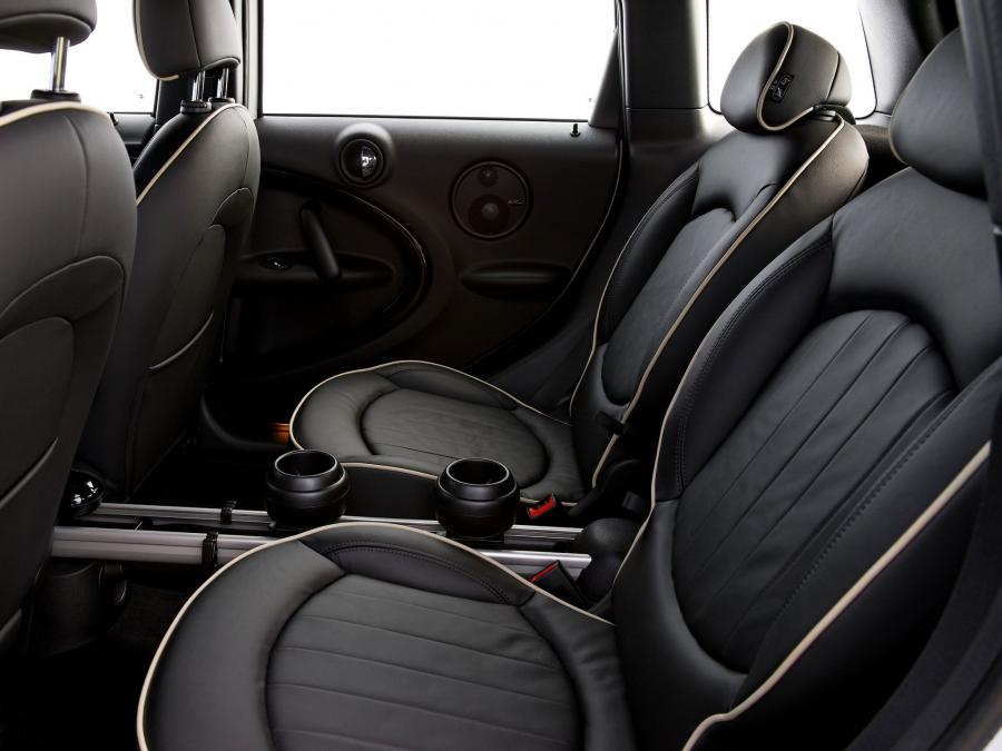  Mini Cooper Countryman D 2010 года  (UK) (фото 5 из 18)